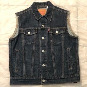 Levi denim vest
